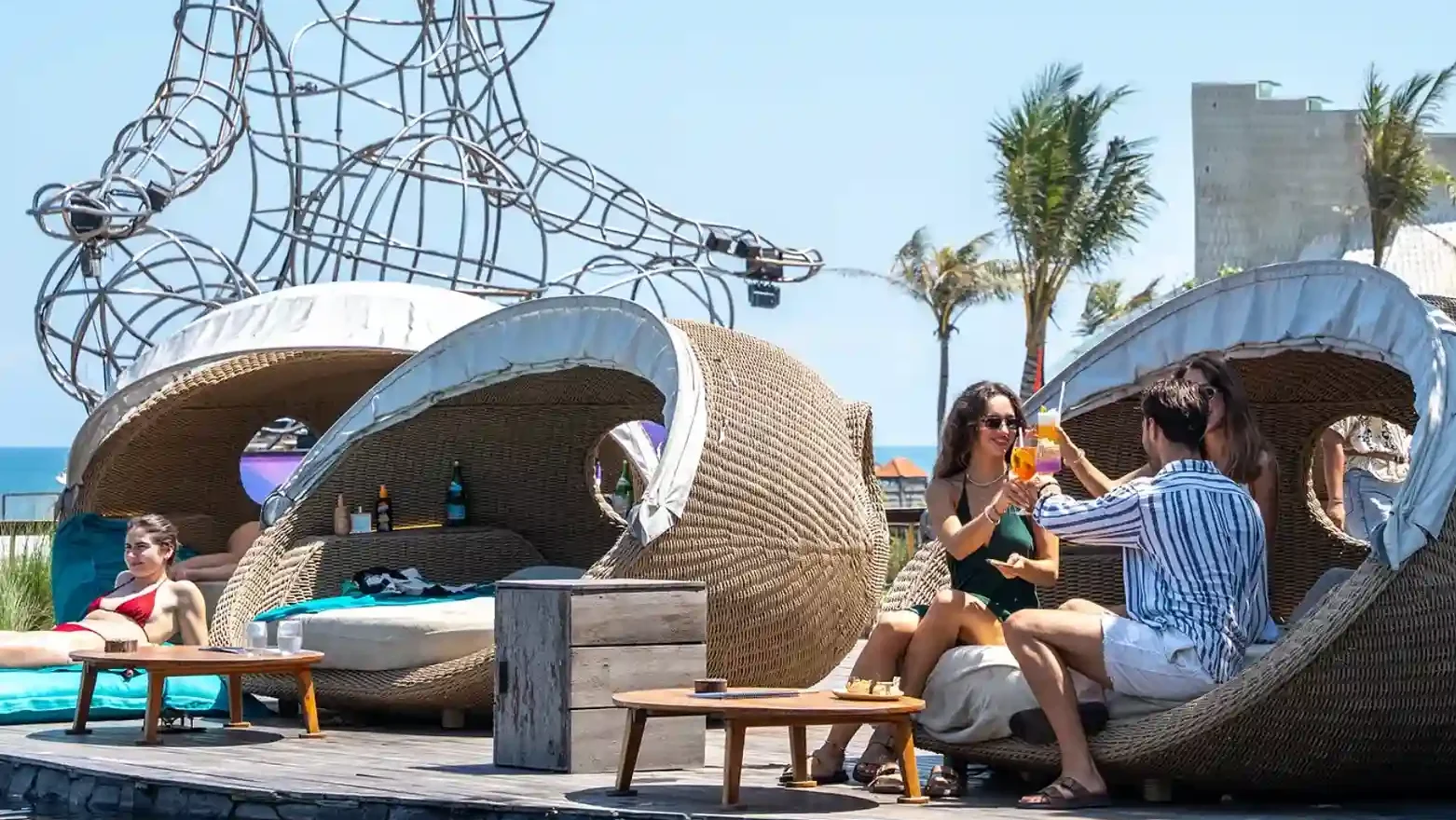Luna Beach Club Bali
