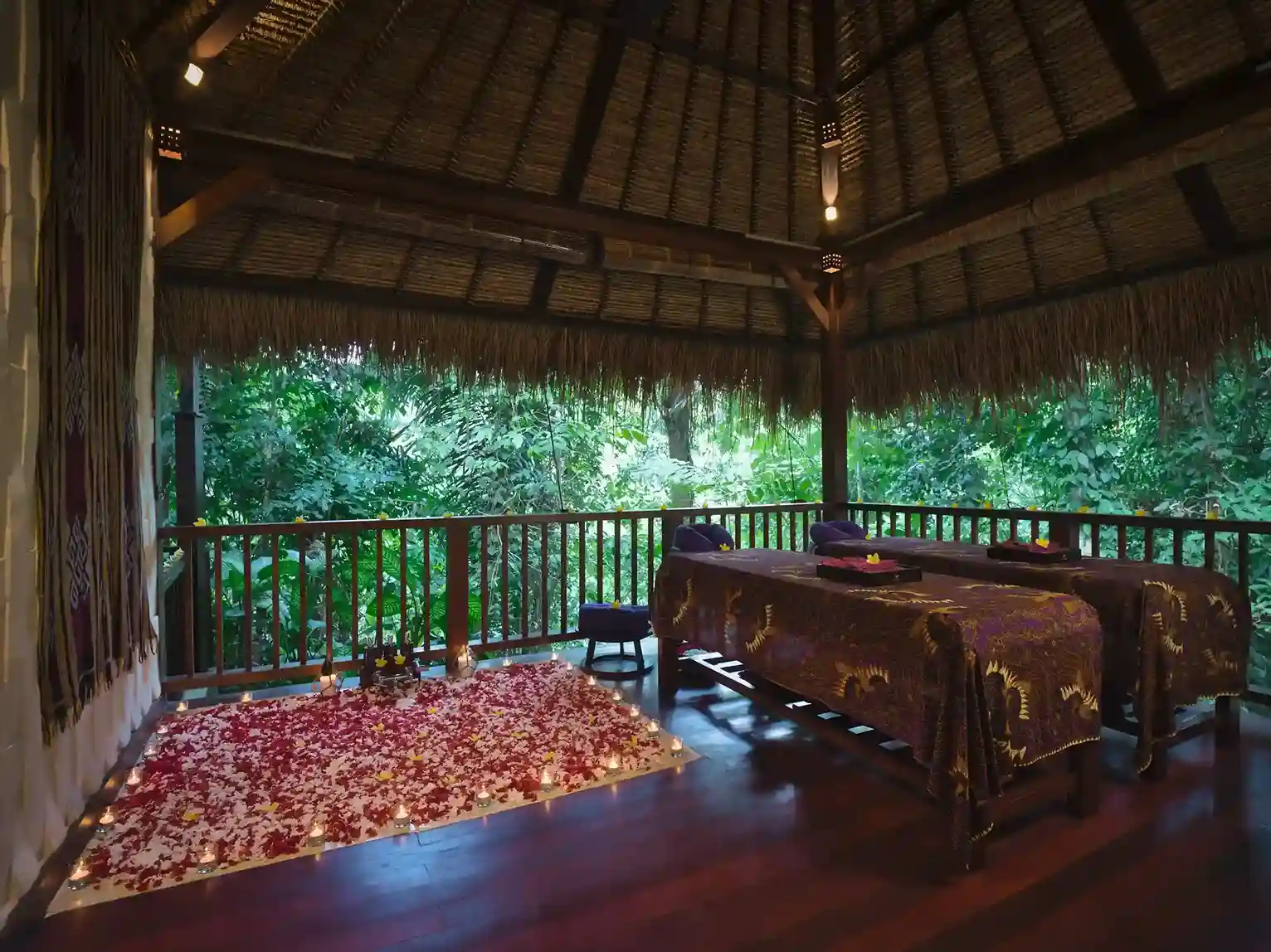 Nandini Jungle By Hanging Gardens
