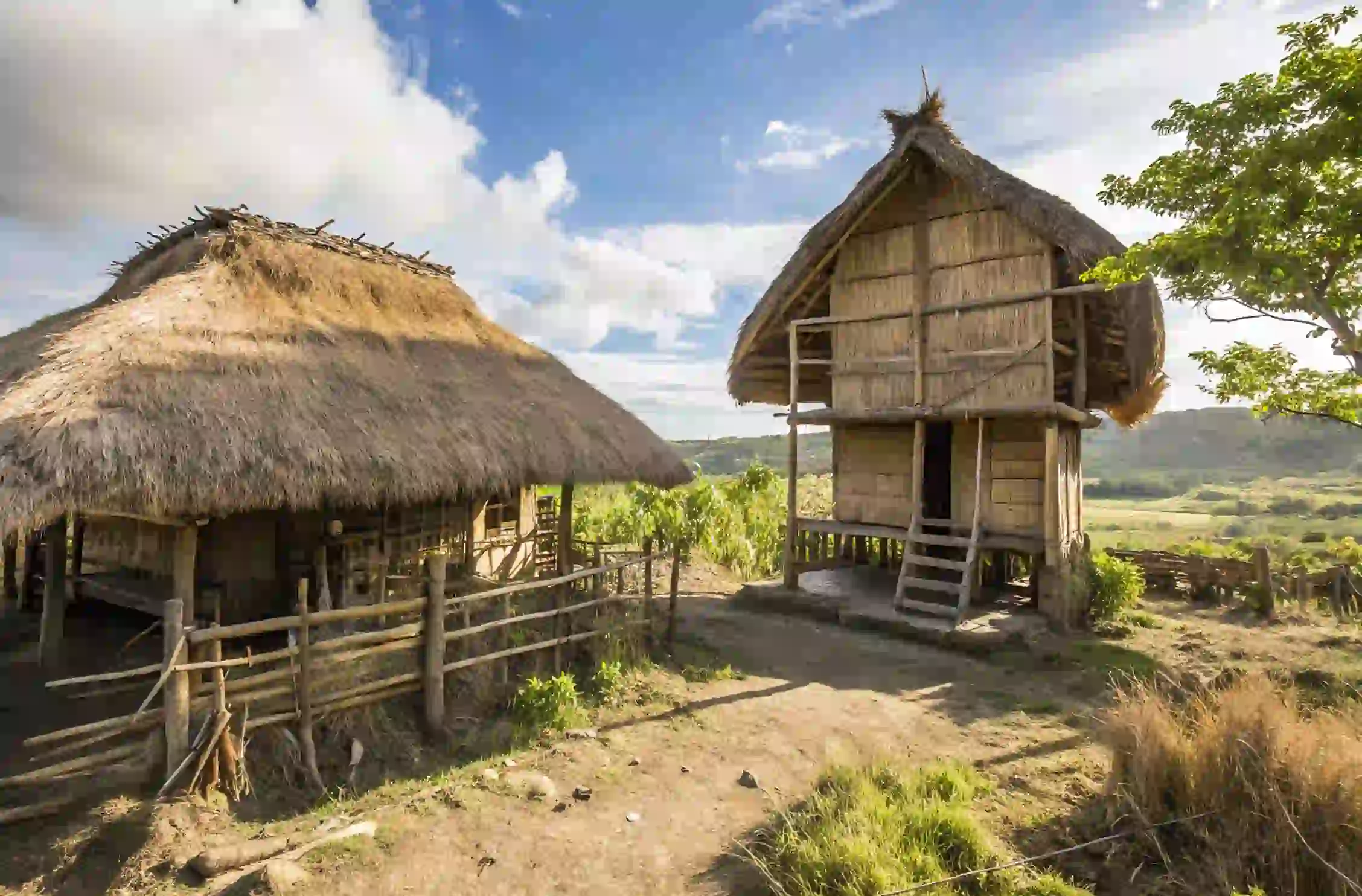 Desa Adat Sasak | Lombok Destinasi